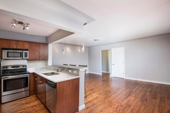 Foto del edificio - 636 N Washington St
