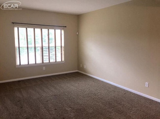 Building Photo - 886 Eagle Dr