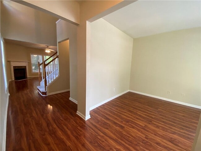 Building Photo - 3367 Harvest Ridge Ln NE