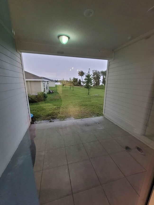 Building Photo - 741 Simone Ct