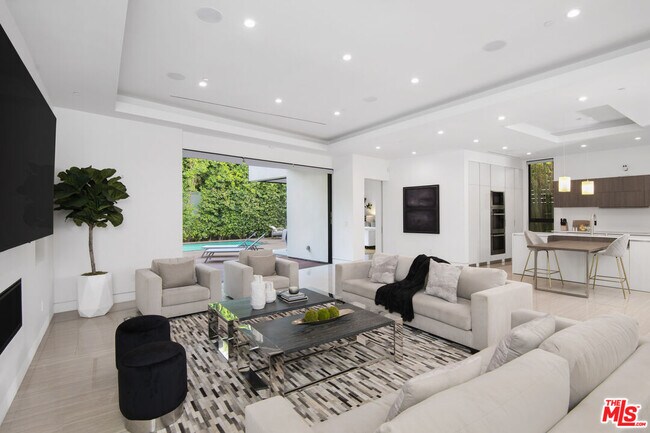 Foto del edificio - 350 N Harper Ave