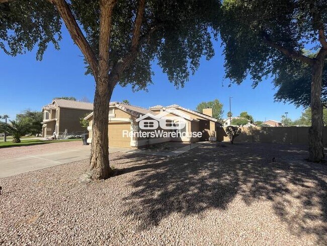 Foto del edificio - Love Where you Live, in this Spacious 3Bd 2Ba home Off Baseline & Power Rd! Rent at Starting $1,9...