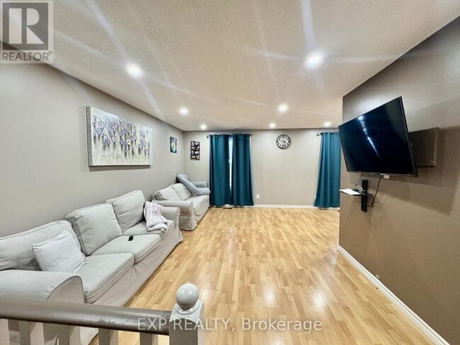 Building Photo - 3816 Panama Ct