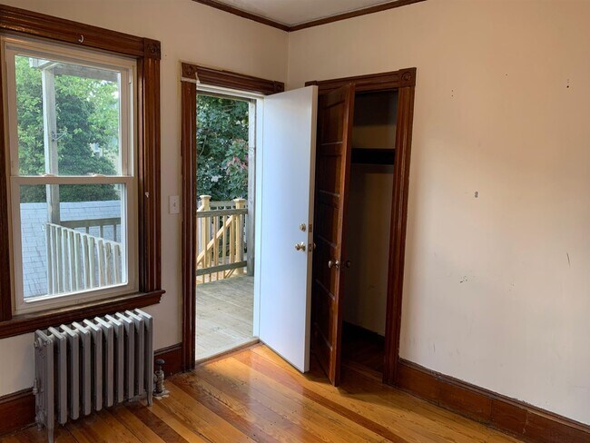 Building Photo - 74 Prentiss St