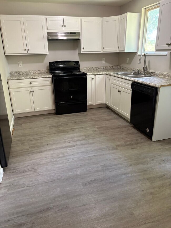 Foto del edificio - 2853 Meadowlark Ave