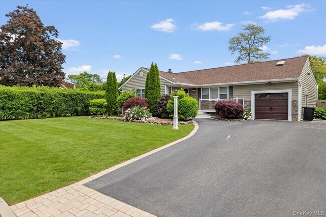 Foto del edificio - 13 Colonial Ln