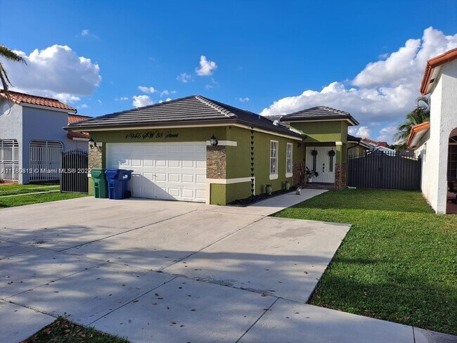 Building Photo - 14945 SW 38th St