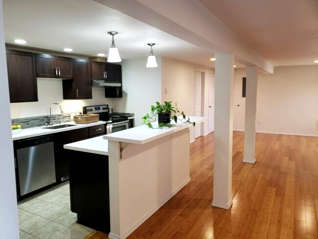 Foto del edificio - 1428 16th Ave