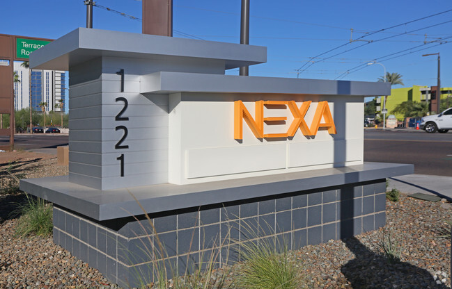 Exterior - Nexa