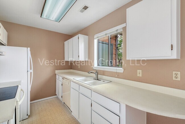 Foto del edificio - 2265 S Buckley Rd