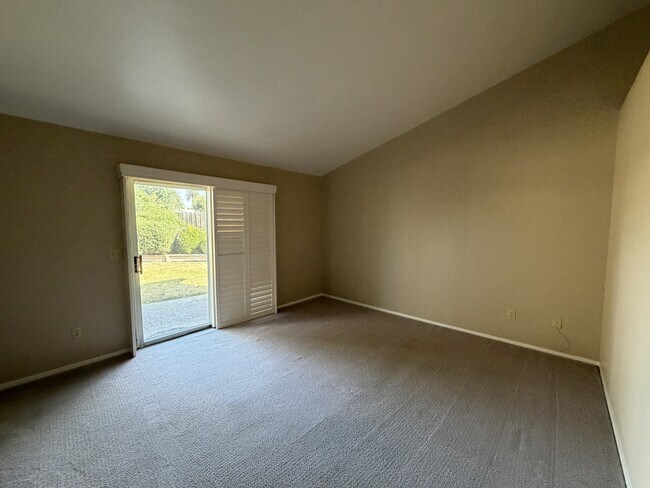 Foto del edificio - 501 Sears Dr