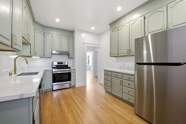 Photo - 3244 Balboa St Apartment