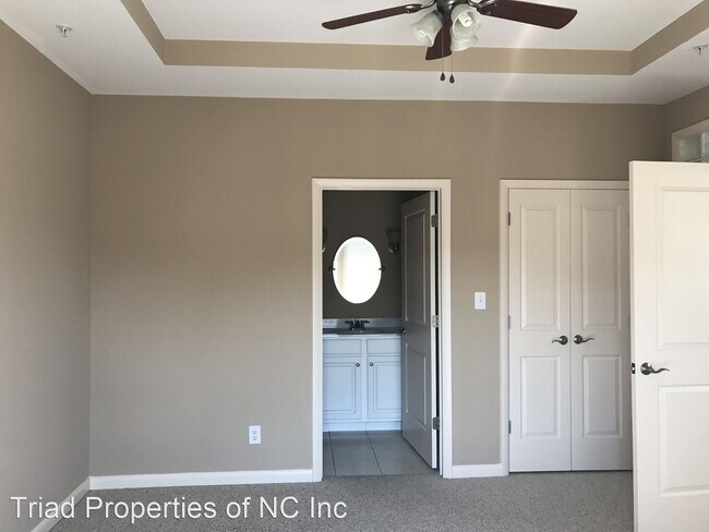 Building Photo - 2 br, 2 bath House - 605 #407 W Market St