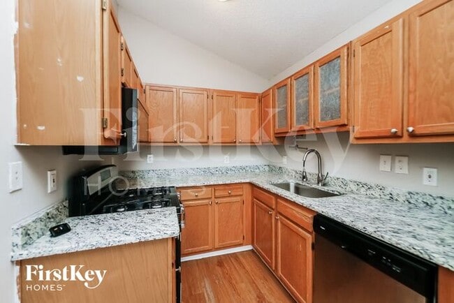 Building Photo - 4336 Yellow Rose Dr
