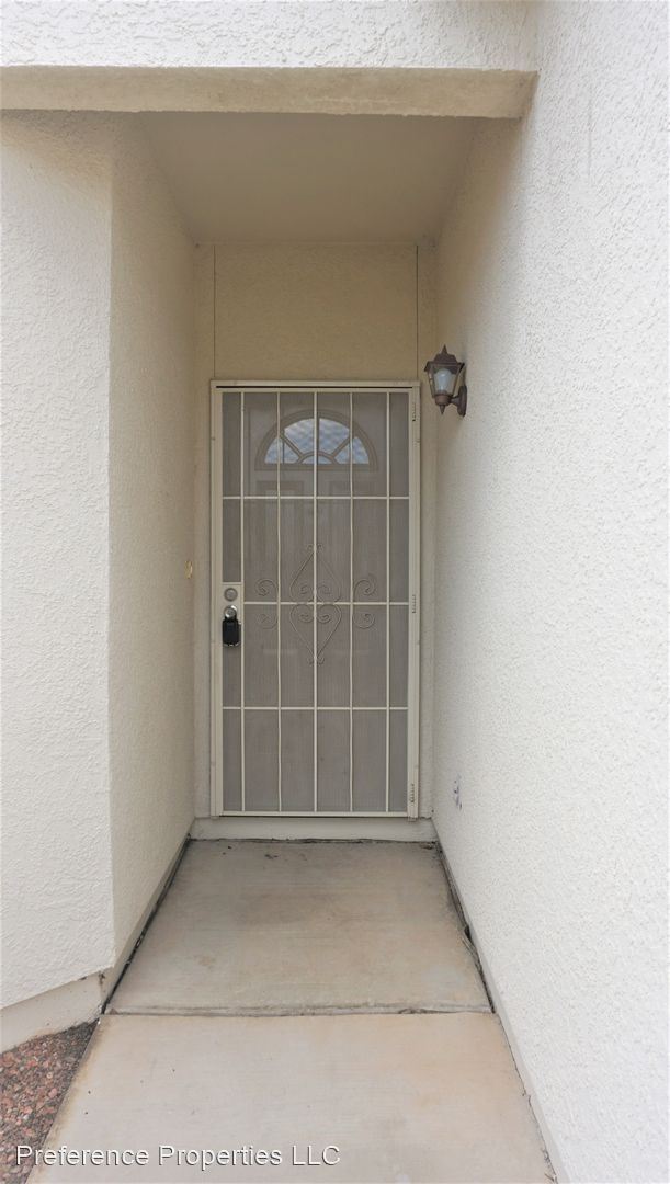 Building Photo - 3 br, 2 bath House - 743 Four Winds Circle