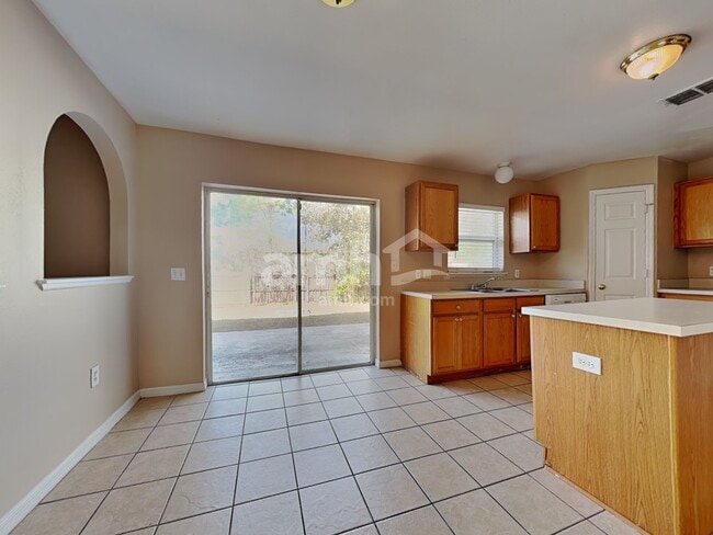 Foto del edificio - 30131 Rattana Ct