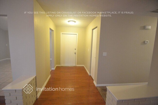 Foto del edificio - 7513 Meadow Dr