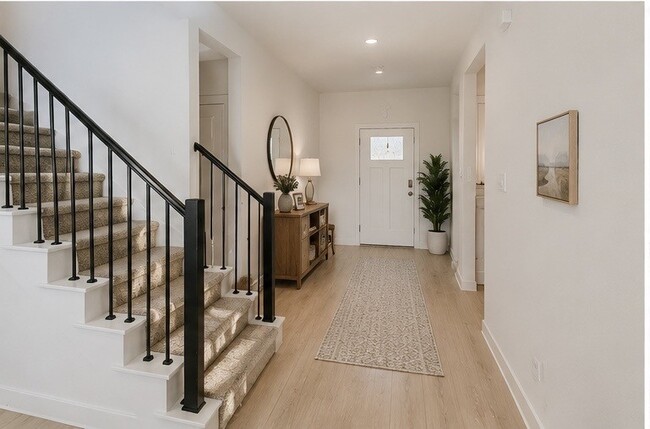 Building Photo - 3930 Edzell Heights Dr