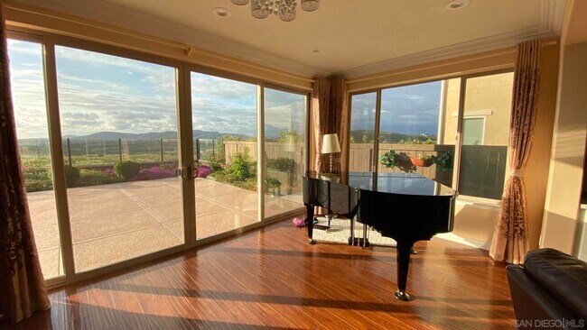 Foto del edificio - 15898 Anjou Ln