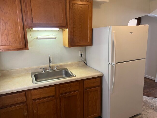 Kitchen - 7328 Princeton Pl