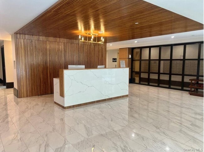 Foto del edificio - 300 Mamaroneck Ave