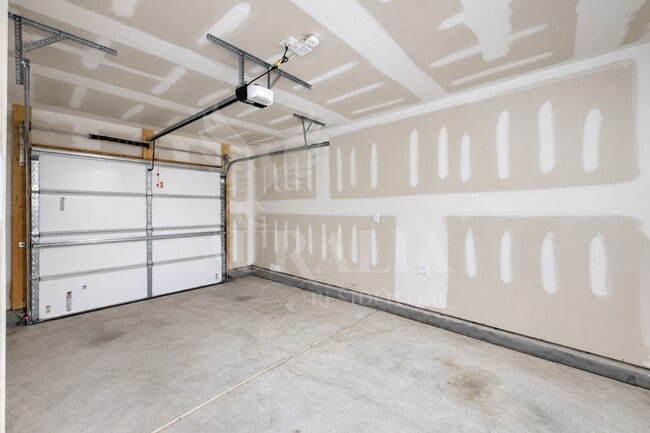Building Photo - 2721 Chert Ln
