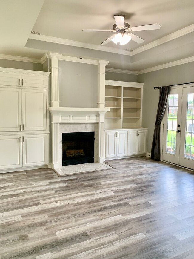 Foto del edificio - 3BD/2BA House for Lease in Rolling Meadow - Denham Springs