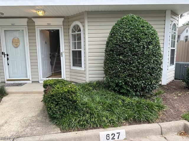 Building Photo - 1653 Pattington Cir