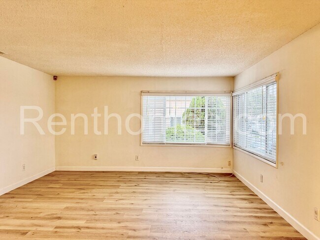 Foto del edificio - 631 Colorado Ave