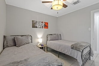 Building Photo - 6311 Bluestone Dr