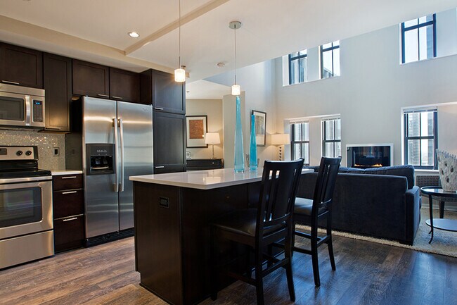 Building Photo - 186 W Randolph St