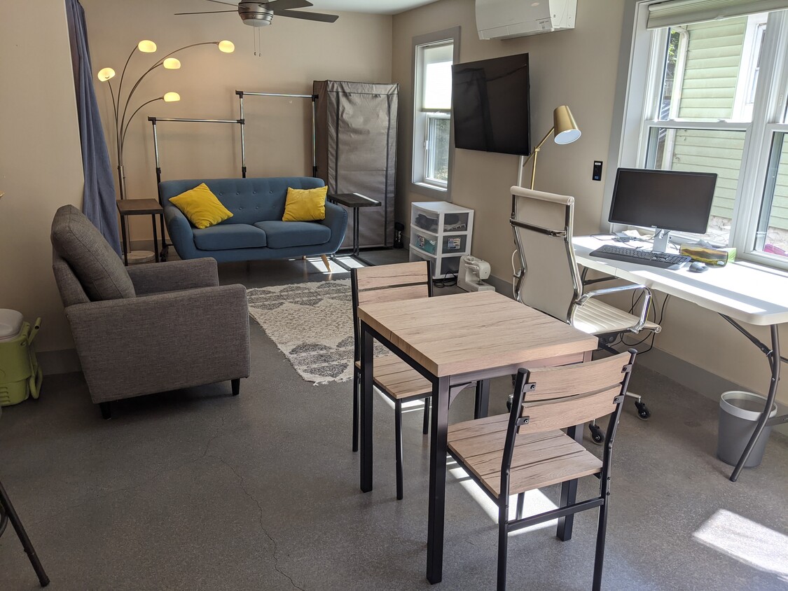 Living room. - 84 Middlemont Ave #2