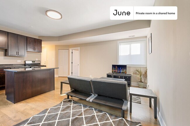 Foto del edificio - Room in Shared 4 bed/2 bath home