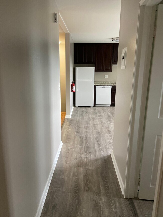 Photo - 255 Main St Apartments