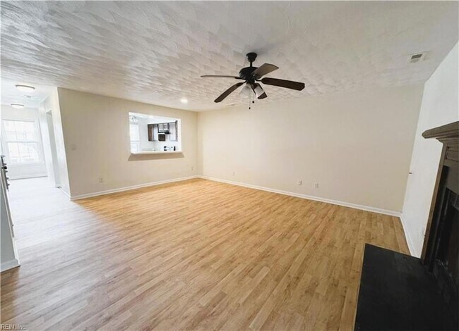 Foto del edificio - 914 Wilcher Way