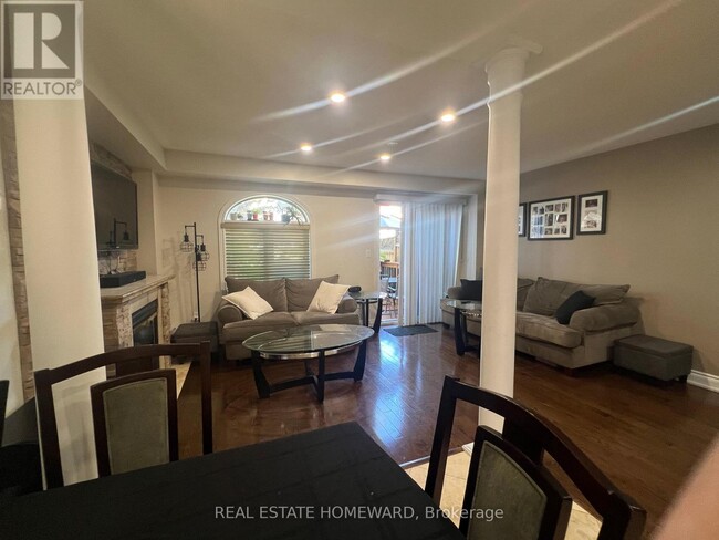 Building Photo - 1129 Hickory Hollow Glen