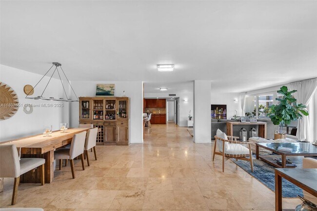 Foto del edificio - 199 Ocean Ln Dr