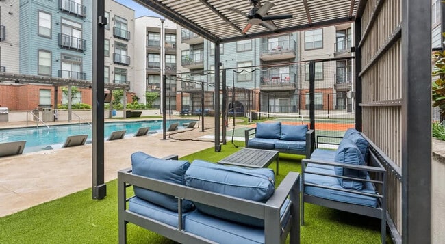 Foto del edificio - 2901 Indiana St