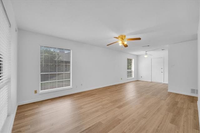 Building Photo - 1205 Fairhaven Dr