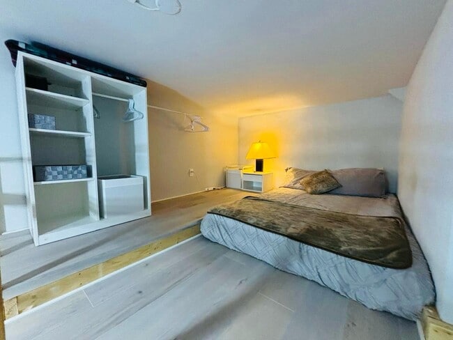 Loft Bedroom with Storage - 25 Duffield Rd
