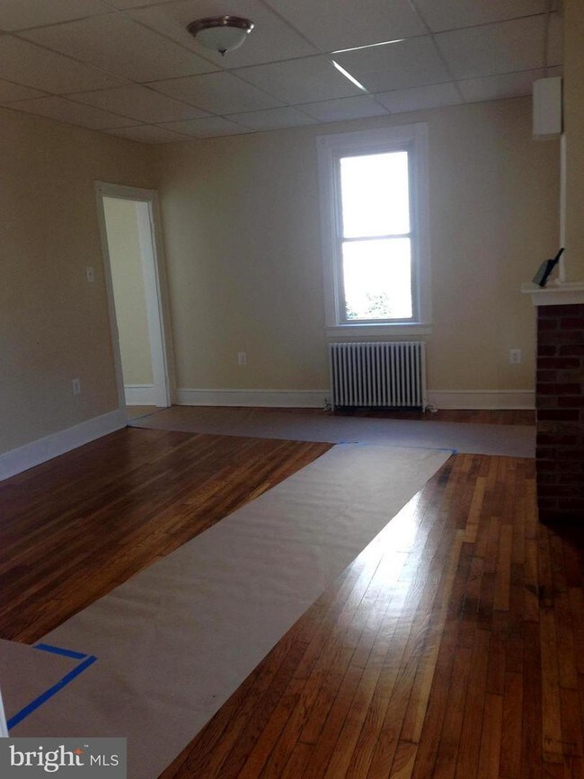 Foto del edificio - 311 W Potomac St