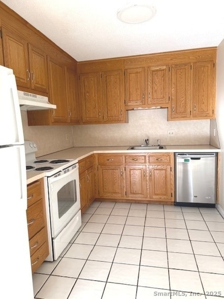 Foto del edificio - 25 Old Turnpike Rd