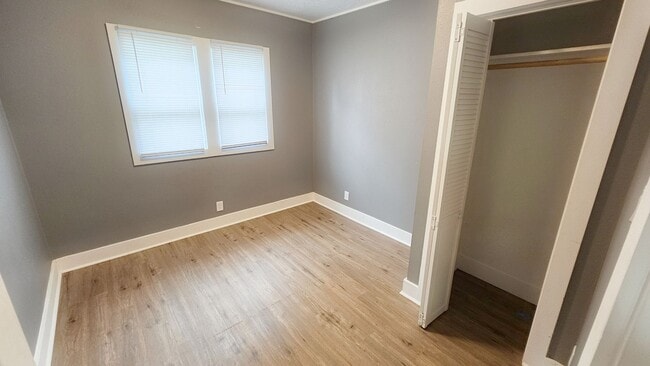 Building Photo - Cozy & Modern 2-Bedroom Home in the Heart ...