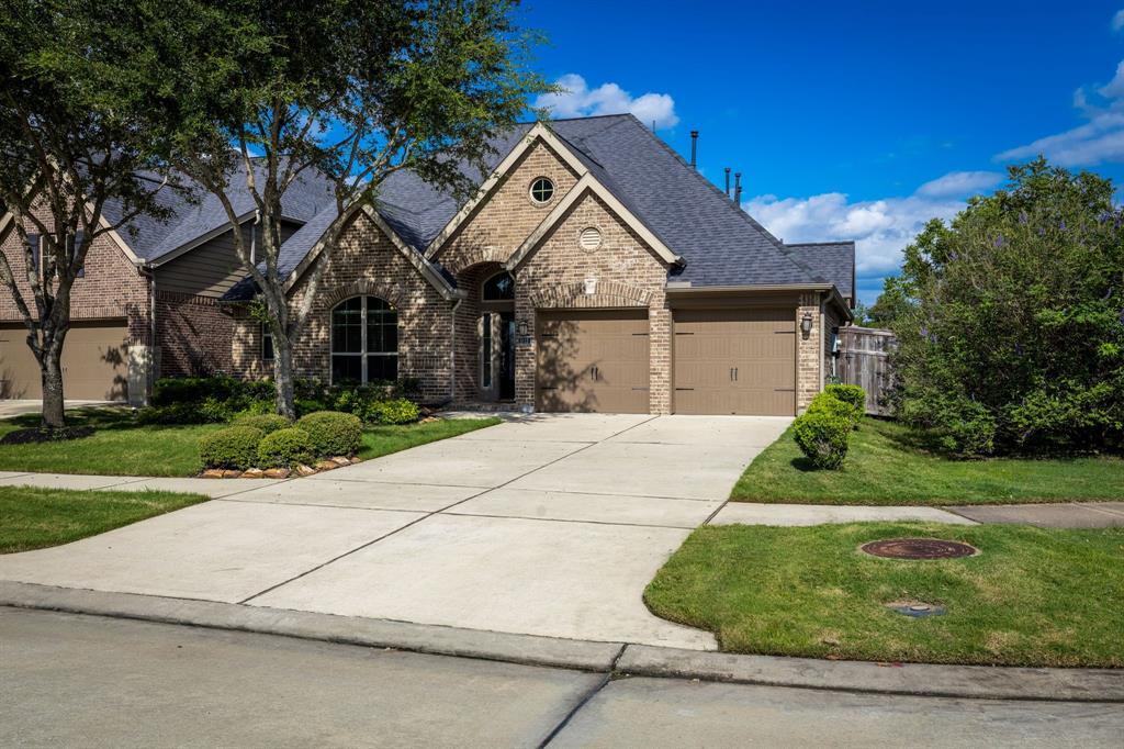 Primary Photo - 5115 Rollingwood Oak Ln