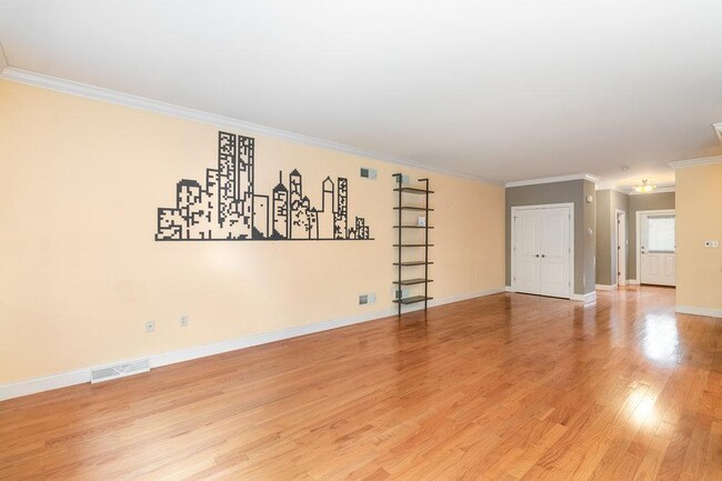 Building Photo - 3442 Green St