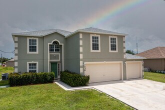 Building Photo - 6136 NW Gaylord Terrace