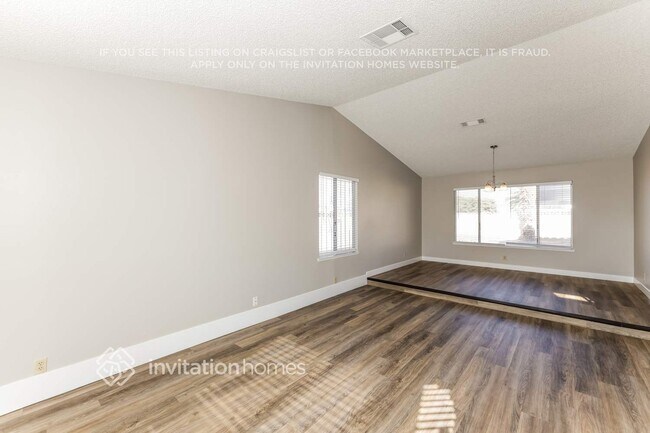 Foto del edificio - 610 E Eldorado Ln