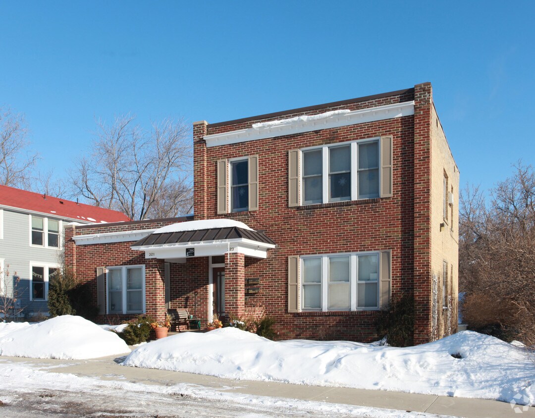 321323 3rd St, Excelsior, MN 55331 Apartments in Excelsior, MN