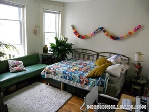 Building Photo - 49 Worthington St