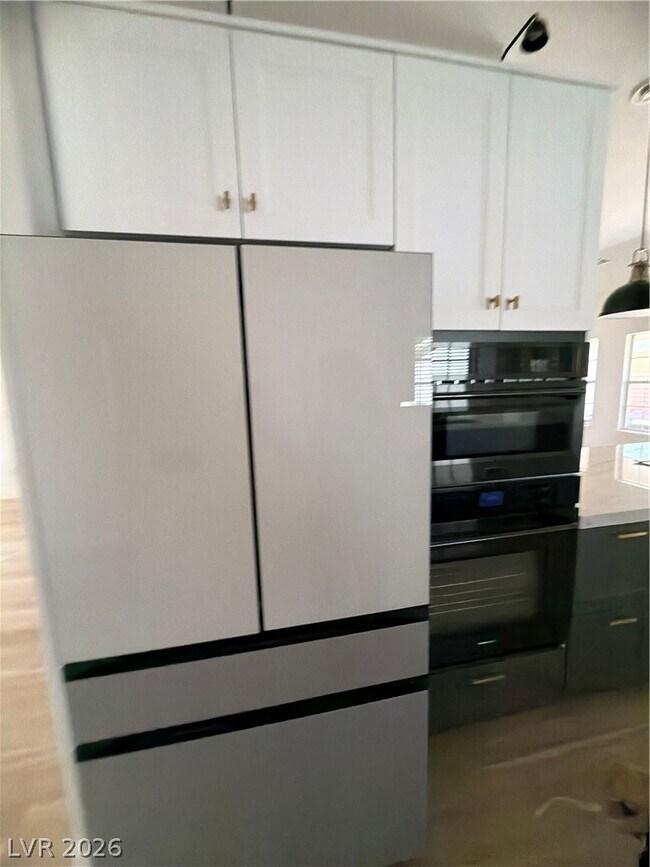 Foto del edificio - 5004 Elm Grove Dr